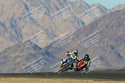 media/Dec-18-2022-SoCal Trackdays (Sun) [[8099a50955]]/Turn 10 (140pm)/